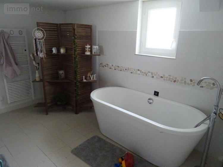 Maison a vendre Saint-Jean-sur-Mayenne 53240 Mayenne 120 m2  230680 euros