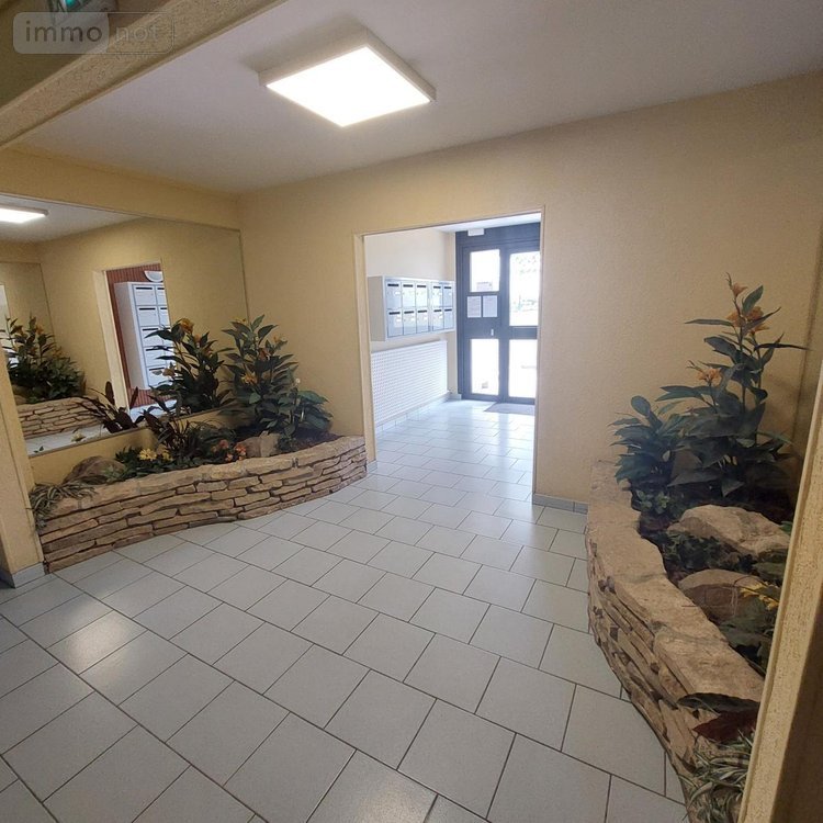 Location appartement Reims 51100 Marne 59 m2 3 pièces 750 euros