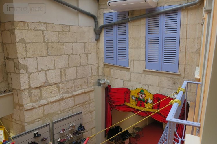 Immeuble a vendre Bourges 18000 Cher 310 m2  374400 euros