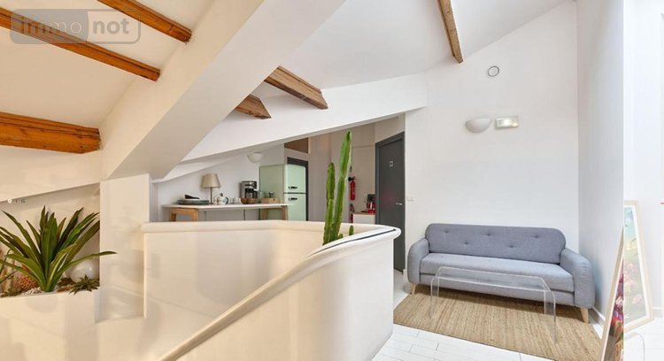 Immeuble a vendre Paris 17e arrondissement 75017 Paris 1096 m2  7900000 euros