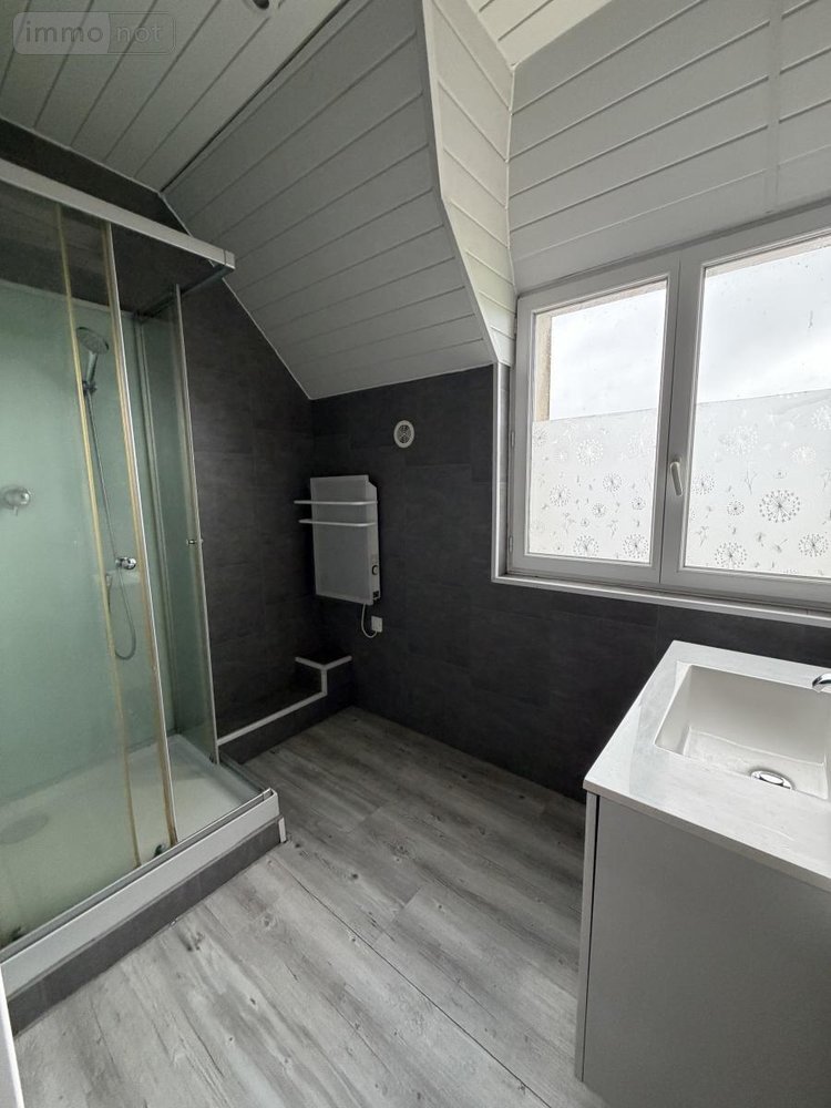 Location maison Pleyber-Christ 29410 Finistère 82 m2 5 pièces 750 euros