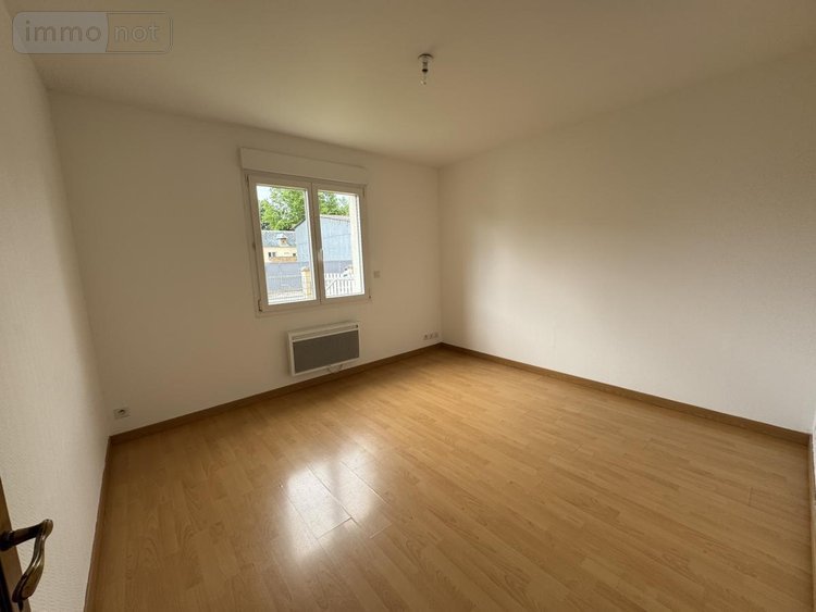 Location maison Bussy-lès-Daours 80800 Somme 103 m2 4 pièces 835 euros