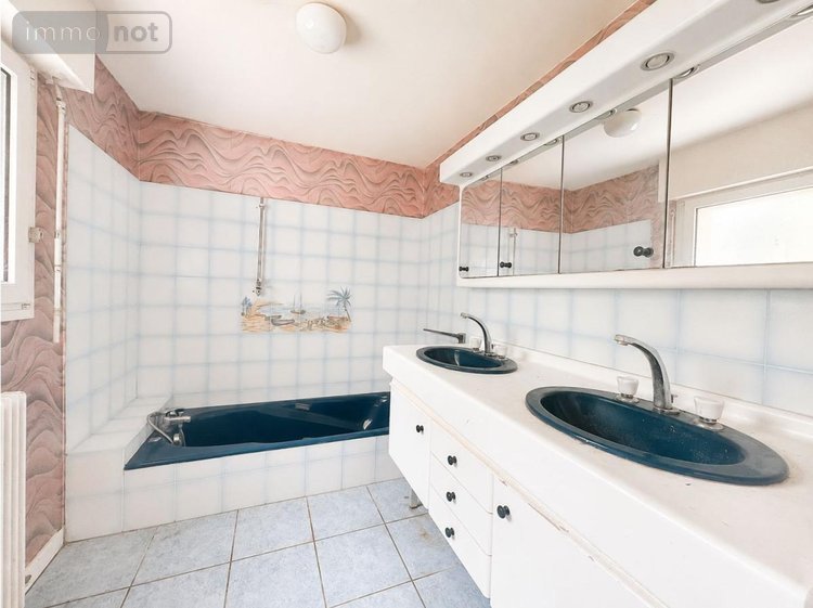 Maison a vendre Fouesnant 29170 Finistère 137 m2 7 pièces 350000 euros