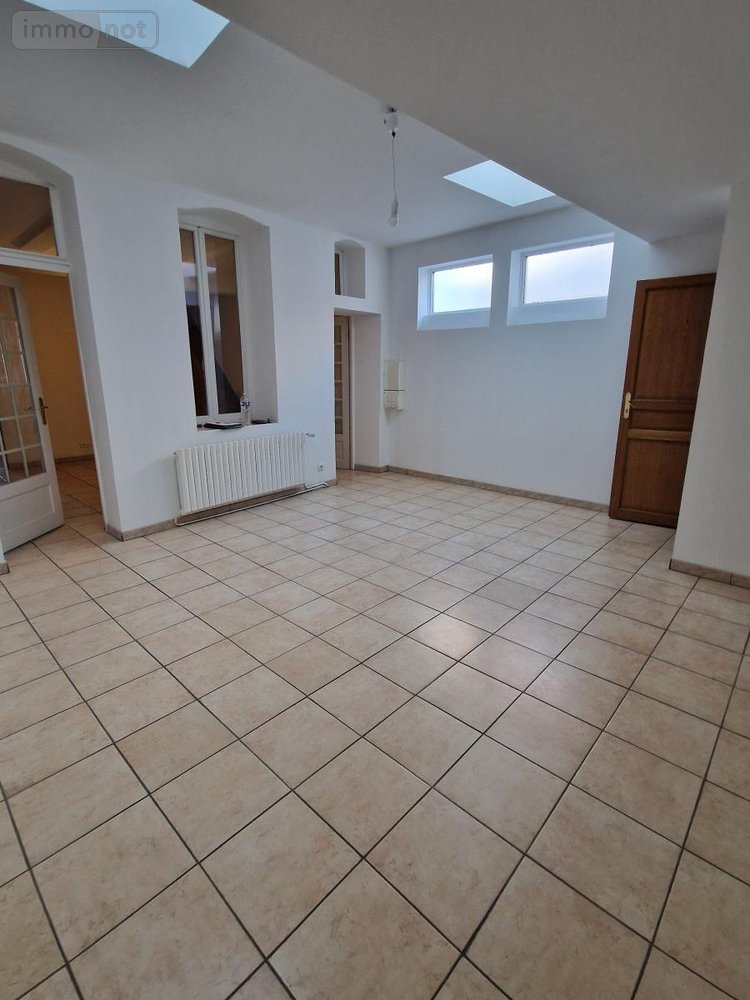 Location appartement Cambrai 59400 Nord 100 m2  770 euros