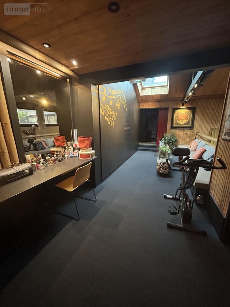 Maison a vendre Saint-Brieuc 22000 Côtes-d'Armor 310 m2  561800 euros