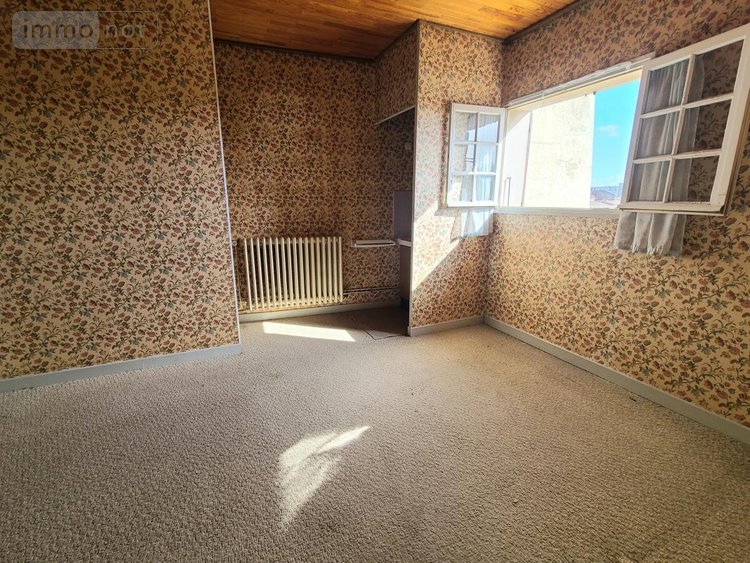 Maison a vendre Pierrelatte 26700 Drôme 323 m2  365750 euros