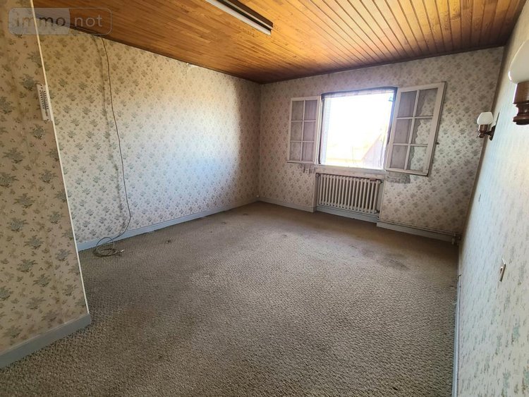 Maison a vendre Pierrelatte 26700 Drôme 323 m2  365750 euros