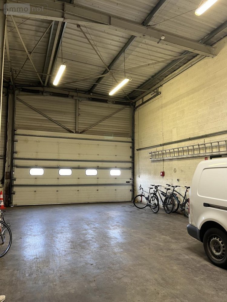 Fonds et murs commerciaux a vendre Courrières 62710 Pas-de-Calais 2074 m2  1340370 euros