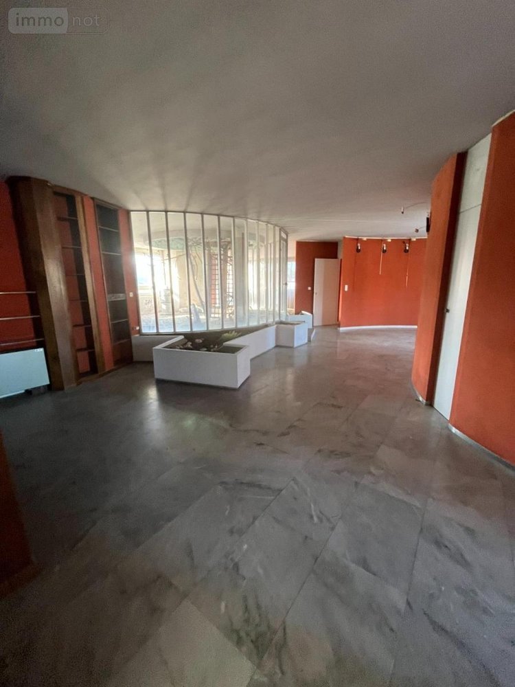 Immeuble a vendre Besançon 25000 Doubs 1408 m2  2300000 euros