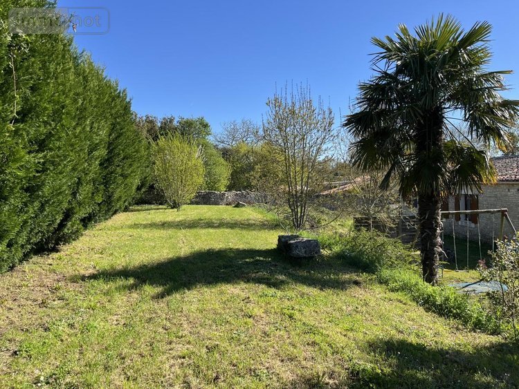 Maison a vendre Lairoux 85400 Vendée 227 m2 9 pièces 350240 euros