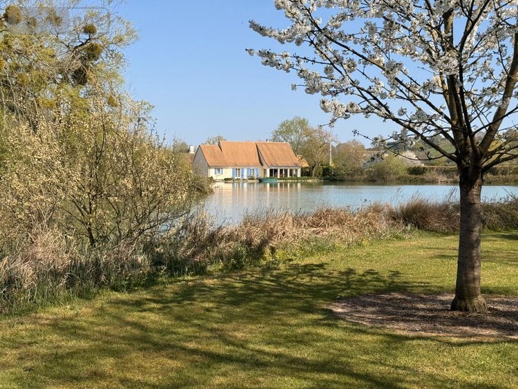 Maison a vendre Grandchamp 72610 Sarthe 134 m2 5 pièces 577500 euros