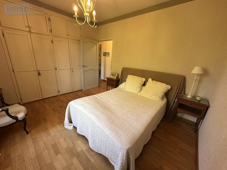 Maison a vendre Pradines 46090 Lot 185 m2 9 pièces 350000 euros