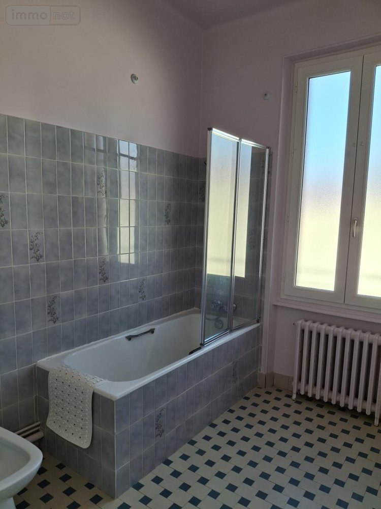 Location maison Vichy 03200 Allier 127 m2 7 pièces 920 euros