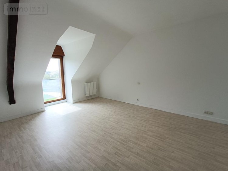 Location maison Plémet 22210 Côtes-d'Armor 142 m2  730 euros