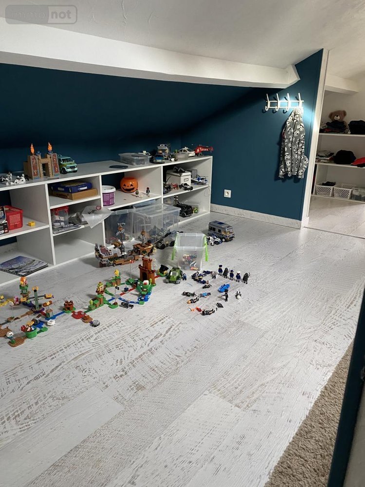 Maison a vendre Saint-Julien-des-Landes 85150 Vendée 184 m2 8 pièces 341900 euros