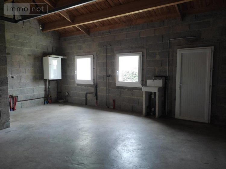 Location maison Challans 85300 Vendée 100 m2 4 pièces 880 euros