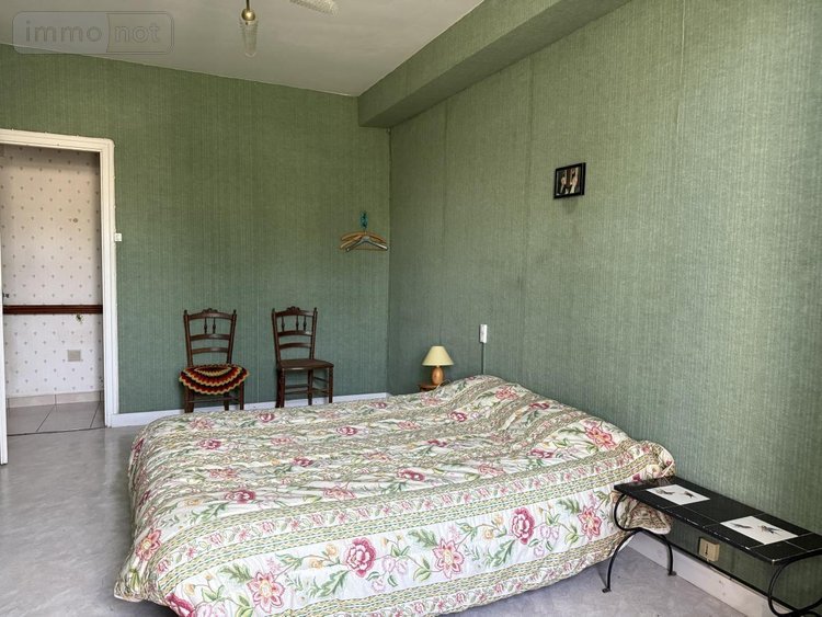 Maison a vendre Cholet 49300 Maine-et-Loire 222 m2 9 pièces 193880 euros