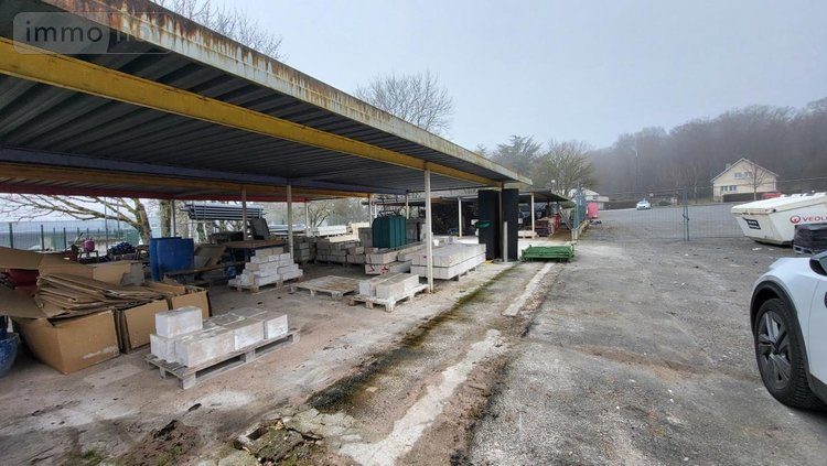 Immeuble a vendre Grand-Charmont 25200 Doubs 1412 m2  190000 euros