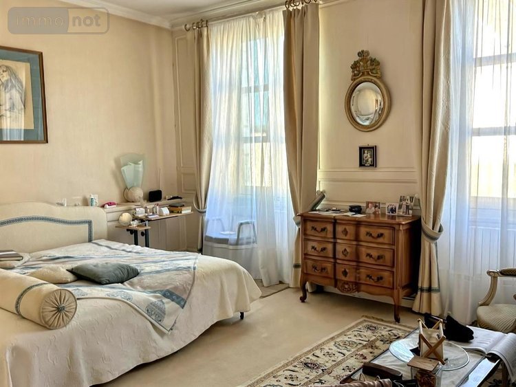 Maison a vendre Bourges 18000 Cher 170 m2  343200 euros