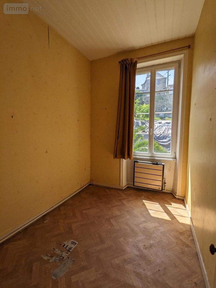 Immeuble a vendre Morlaix 29600 Finistère 249 m2  94600 euros
