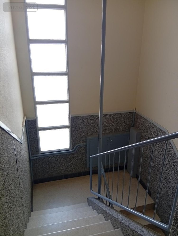 Location appartement Reims 51100 Marne 61 m2 3 pièces 630 euros