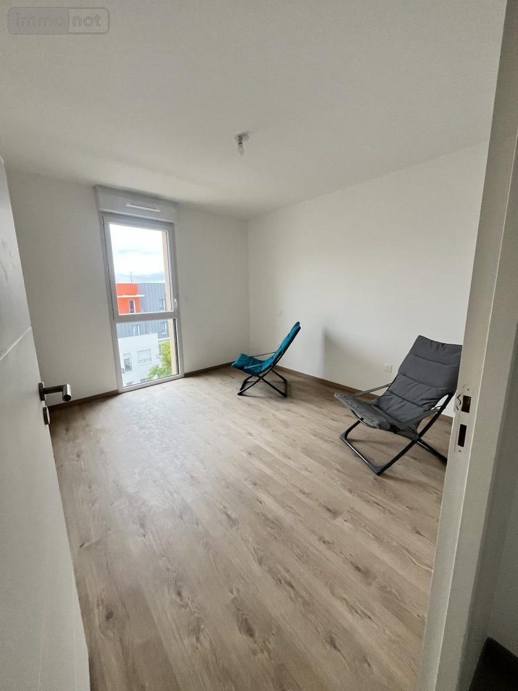 Appartement a vendre Les Ponts-de-Cé 49130 Maine-et-Loire 67 m2 3 pièces 260560 euros