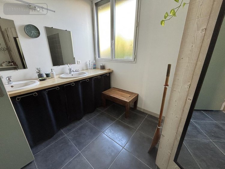 Maison a vendre Bécon-les-Granits 49370 Maine-et-Loire 179 m2 9 pièces 396000 euros