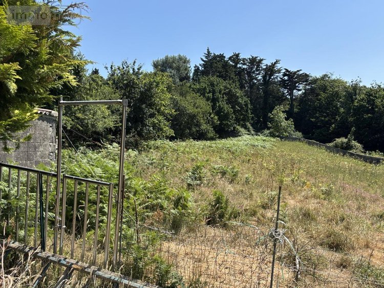Maison a vendre Kernouës 29260 Finistère 154 m2 9 pièces 239100 euros