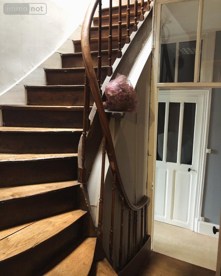 Immeuble a vendre Laon 02000 Aisne 377 m2  295000 euros