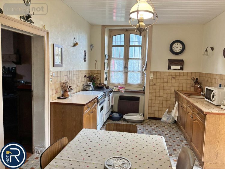 Maison a vendre La Baconnière 53240 Mayenne 135 m2  131000 euros