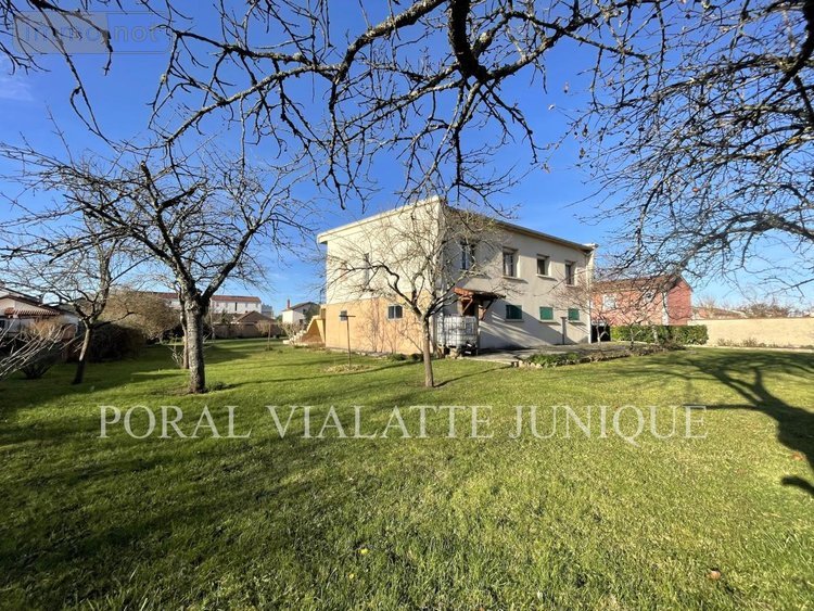 Maison a vendre Ambérieu-en-Bugey 01500 Ain 125 m2 5 pièces 300000 euros