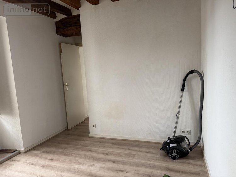 Location appartement Laval 53000 Mayenne 48 m2  480 euros
