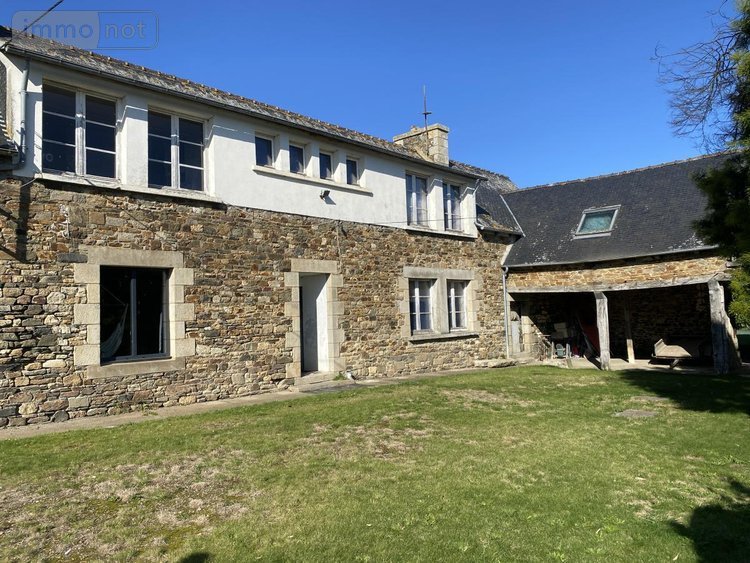 Maison a vendre Ploëzal 22260 Côtes-d'Armor 304 m2  714000 euros