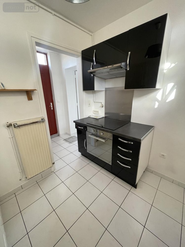 Location maison Amiens 80000 Somme 65 m2 3 pièces 886 euros