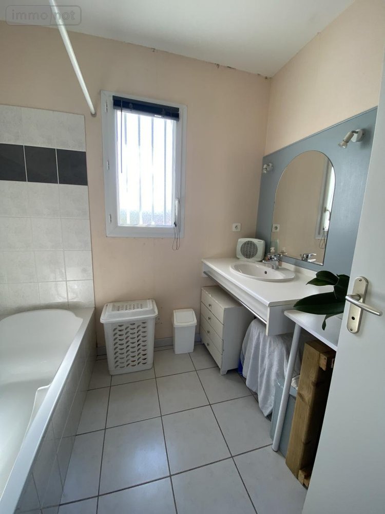 Maison a vendre Les Achards 85150 Vendée 74 m2 4 pièces 208000 euros