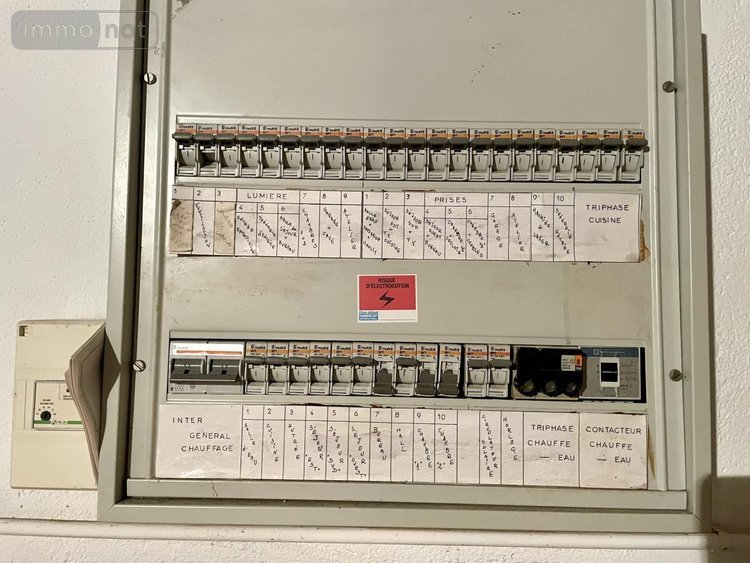 Maison a vendre Saint-Chély-d'Apcher 48200 Lozère 103 m2 9 pièces 219000 euros