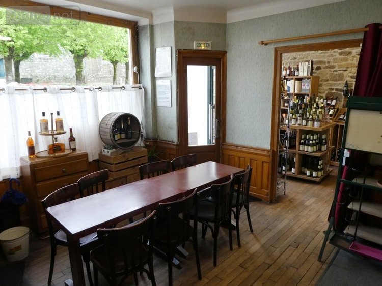 Immeuble a vendre Bubry 56310 Morbihan 400 m2  241600 euros