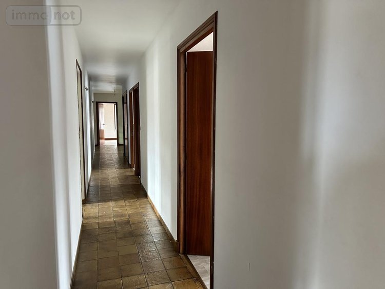 Appartement a vendre Saint-Flour 15100 Cantal 140 m2  115400 euros