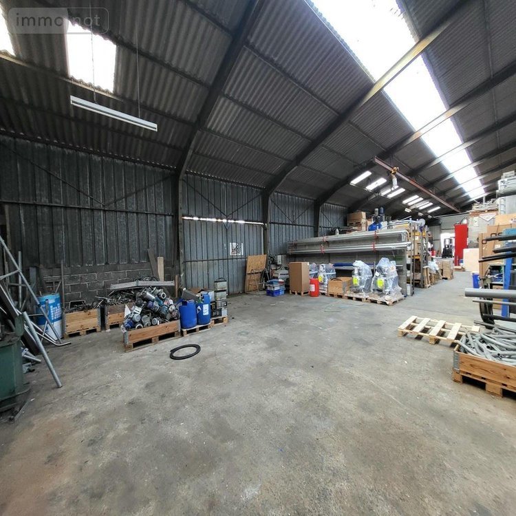 Fonds et murs commerciaux a vendre Châteauneuf-du-Faou 29520 Finistère 1673 m2  339200 euros