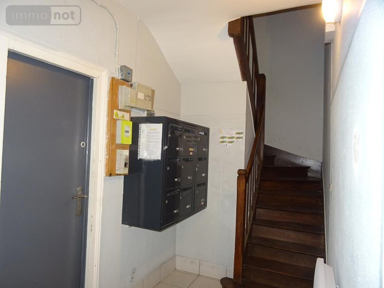 Location appartement Reims 51100 Marne 14 m2 1 pièce 480 euros