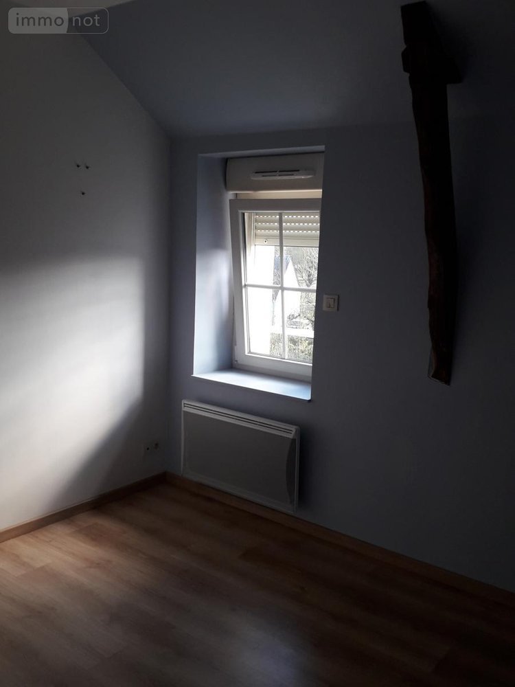 Location maison Le Genest-Saint-Isle 53940 Mayenne 113 m2 5 pièces 750 euros