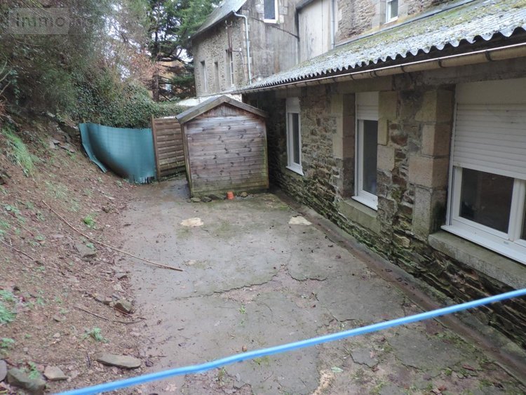 Immeuble a vendre Belle-Isle-en-Terre 22810 Côtes-d'Armor 181 m2  248100 euros