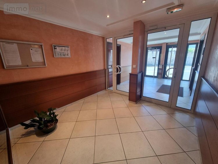 Appartement a vendre Blois 41000 Loir-et-Cher 124 m2 5 pièces 183750 euros