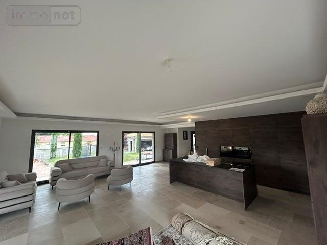 Maison a vendre Lezoux 63190 Puy-de-Dôme 178 m2 9 pièces 735000 euros