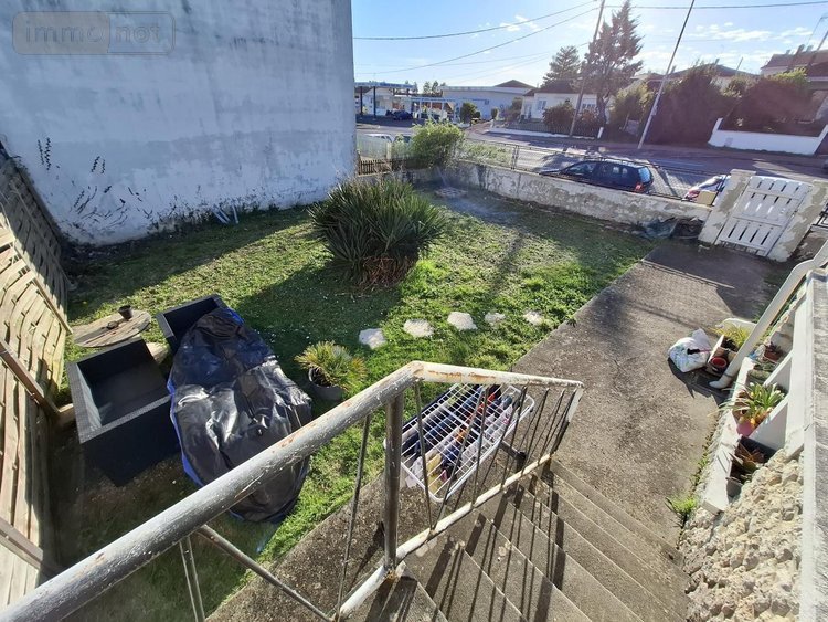 Maison a vendre Saintes 17100 Charente-Maritime 100 m2 4 pièces 141642 euros