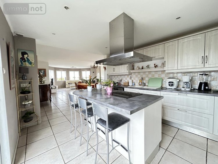 Maison a vendre Guer 56380 Morbihan 195 m2 8 pièces 342870 euros