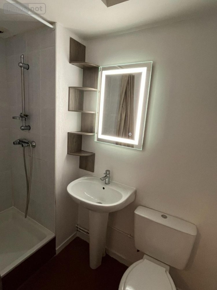 Location appartement Cherbourg-en-Cotentin 50100 Manche 18 m2  565 euros