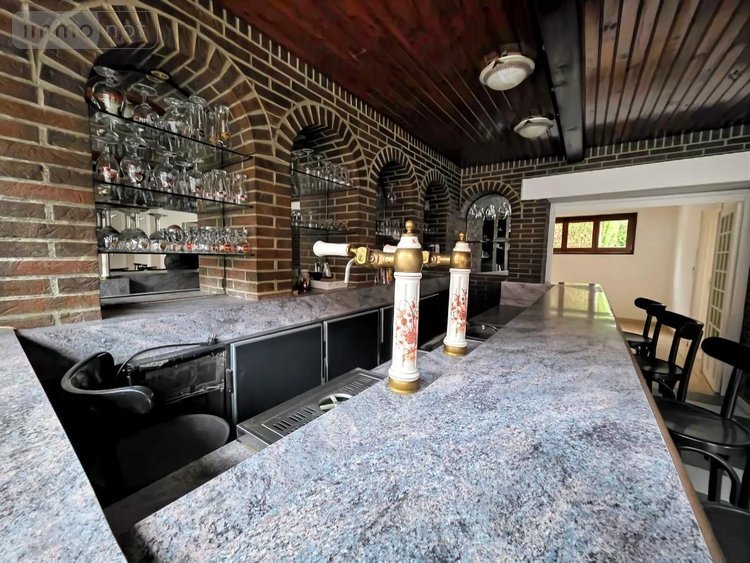 Immeuble a vendre Pernes 62550 Pas-de-Calais 133 m2  127200 euros