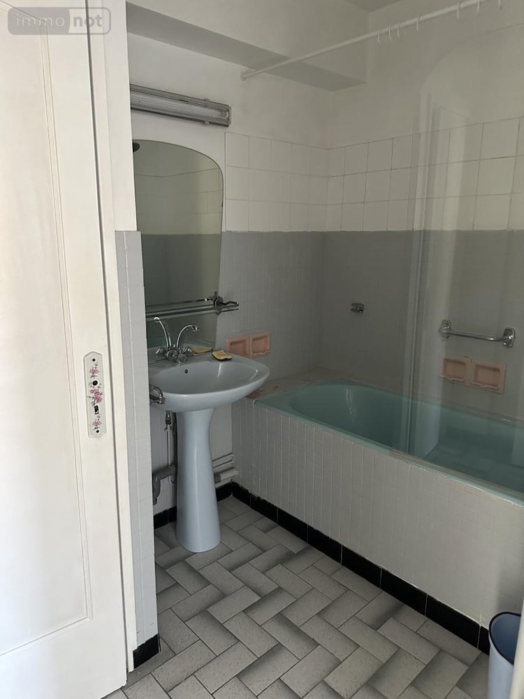 Location appartement Lille 59000 Nord 73 m2 3 pièces 886 euros