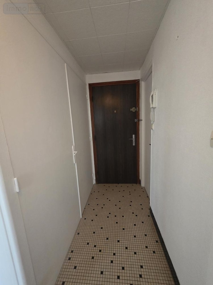 Location appartement Cambrai 59400 Nord 48 m2  480 euros